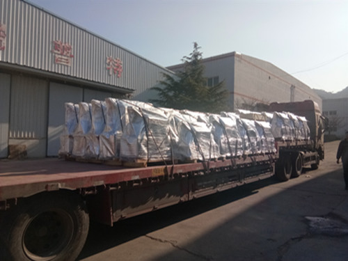 37臺板式換熱器裝車 37臺板式換熱器裝車