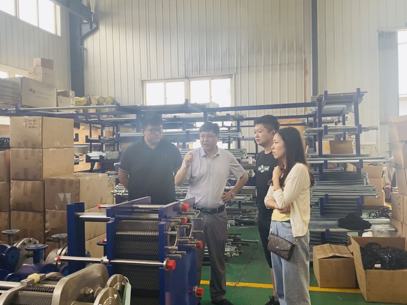 江蘇科技大學船舶方向碩士生導師進廠進行深入交流并達成長期合作意向 江蘇科技大學船舶方向碩士生導師進廠進行深入交流并達成長期合作意向